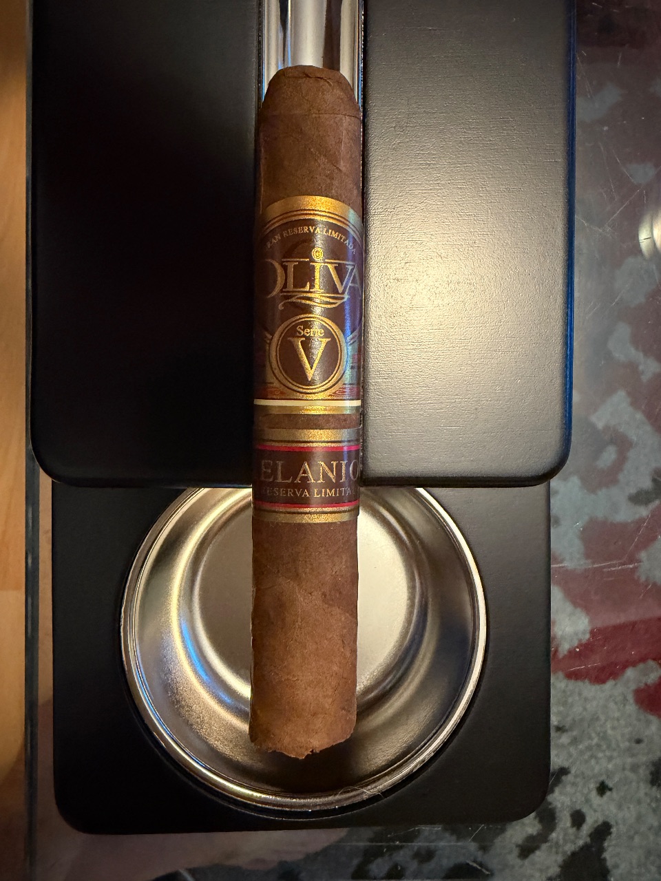 Photo of Oliva Serie V Melanio Petit Corona