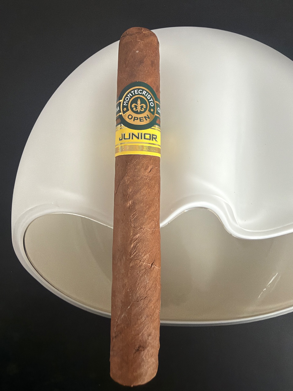 Photo of Montecristo Open Junior Short Panatela