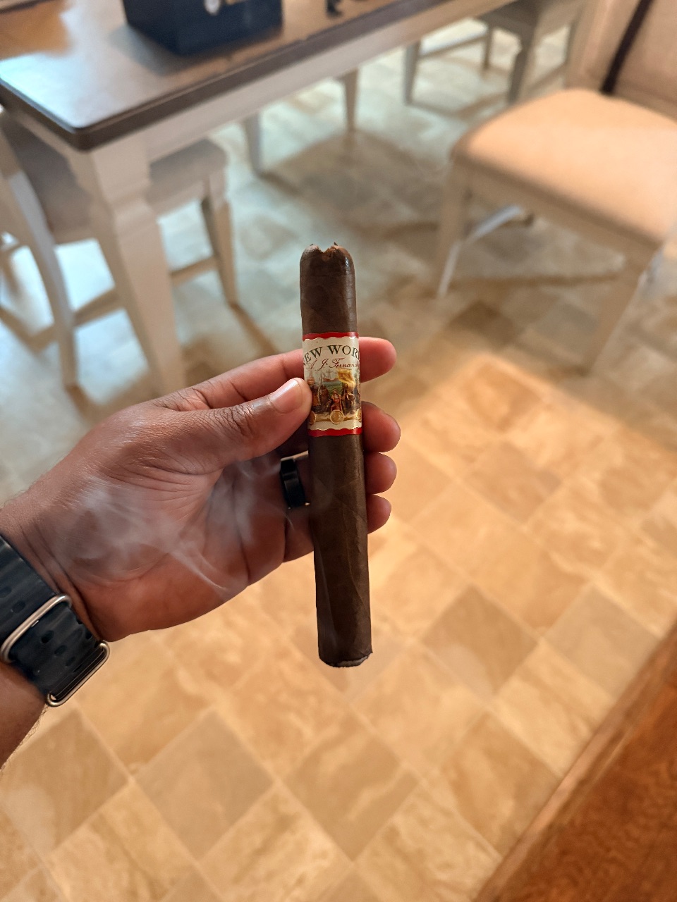 Photo of AJ Fernandez New World Oscuro Toro