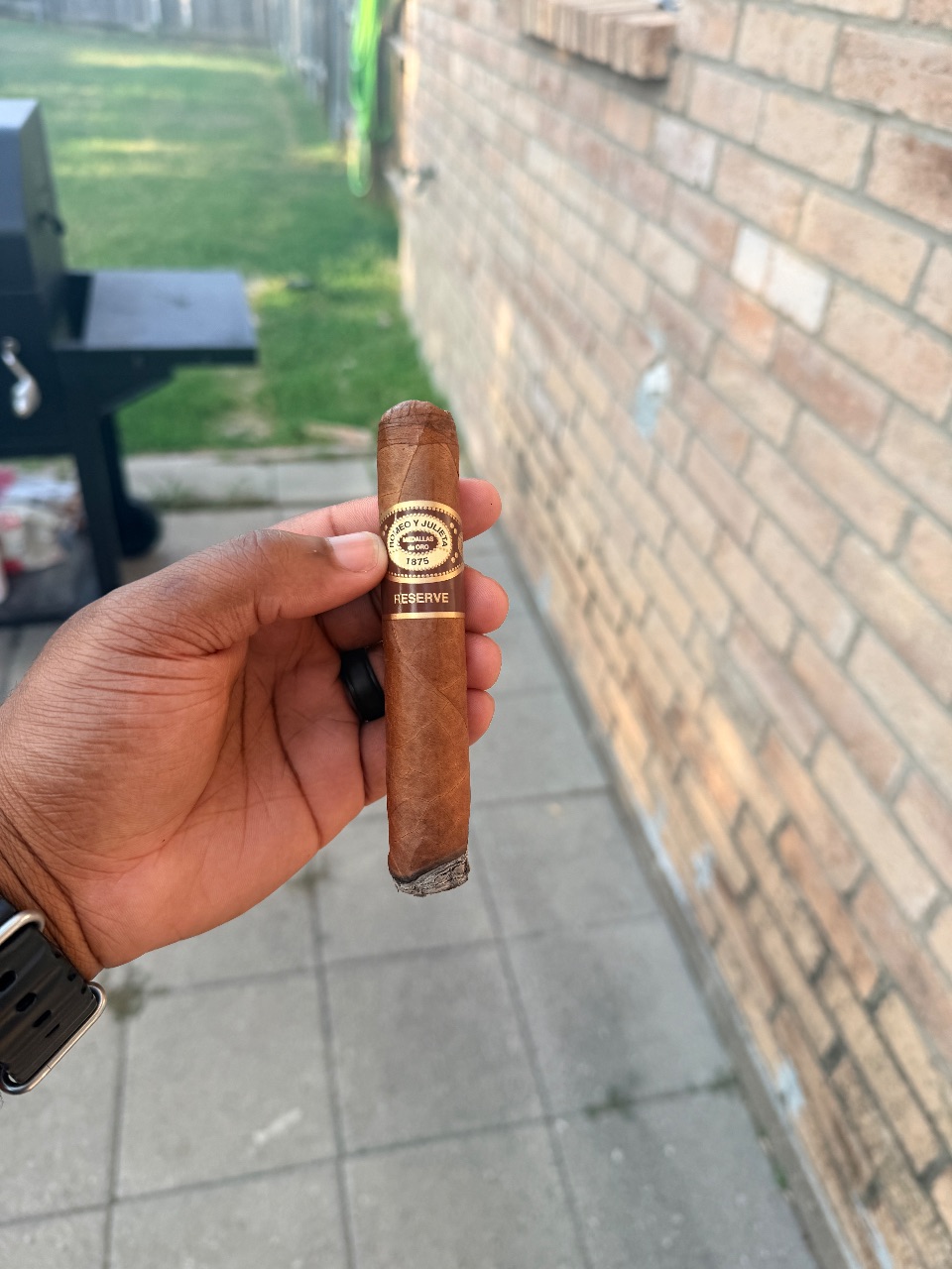 Photo of Romeo y Julieta 1875 Reserve Maduro Toro